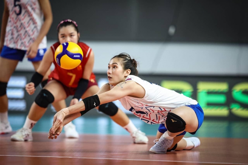 Bóng chuyền nữ U21 Việt Nam thua tiếc nuối đội bóng Nam Mỹ 685544